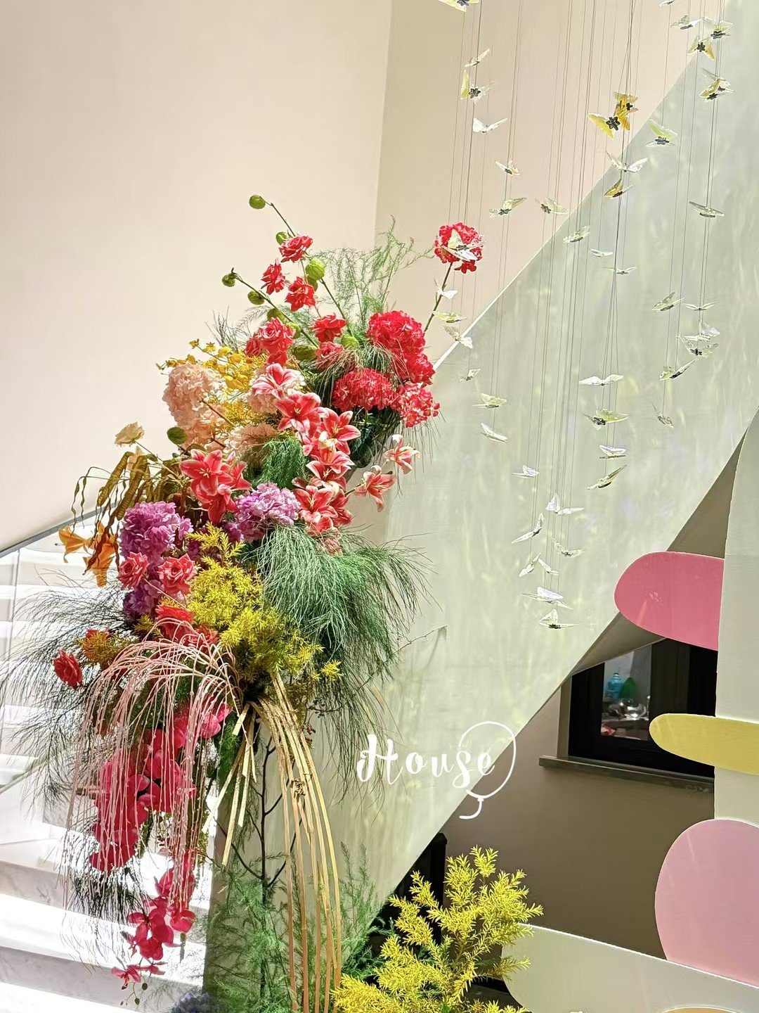 FOSKA floral decor case 2